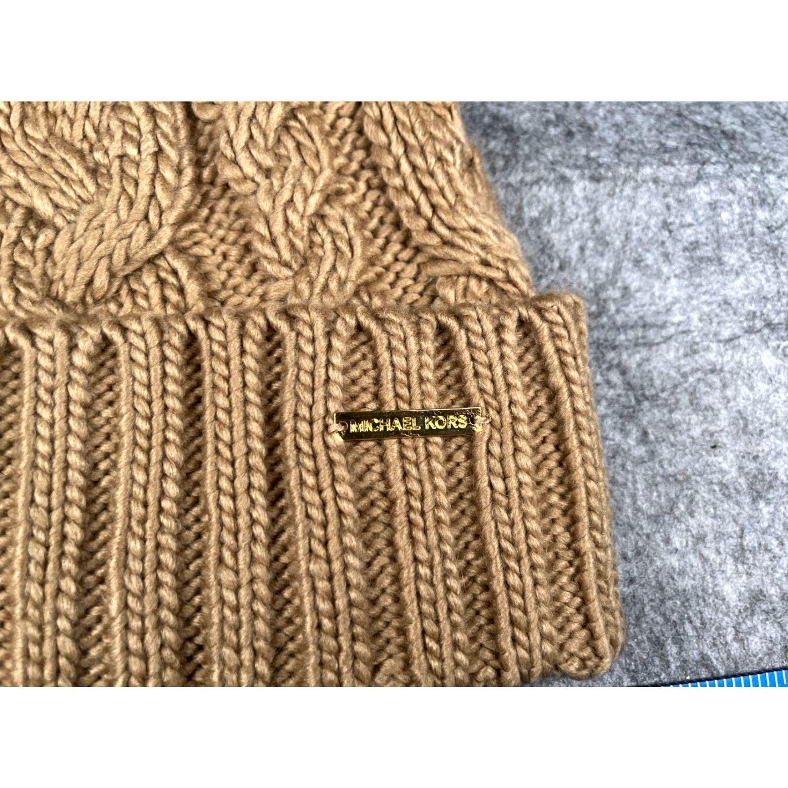 Michael Kors Michael Kors Beanie Toque Womens One Size Beige Cable Knit 100% Acrylic Size ONE SIZE - 2 Thumbnail