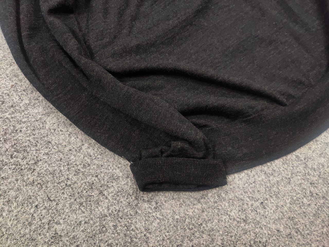 Hugo Boss Hugo Boss light wool Sweater high turtleneck collar Gray Size US M / EU 48-50 / 2 - 6 Thumbnail