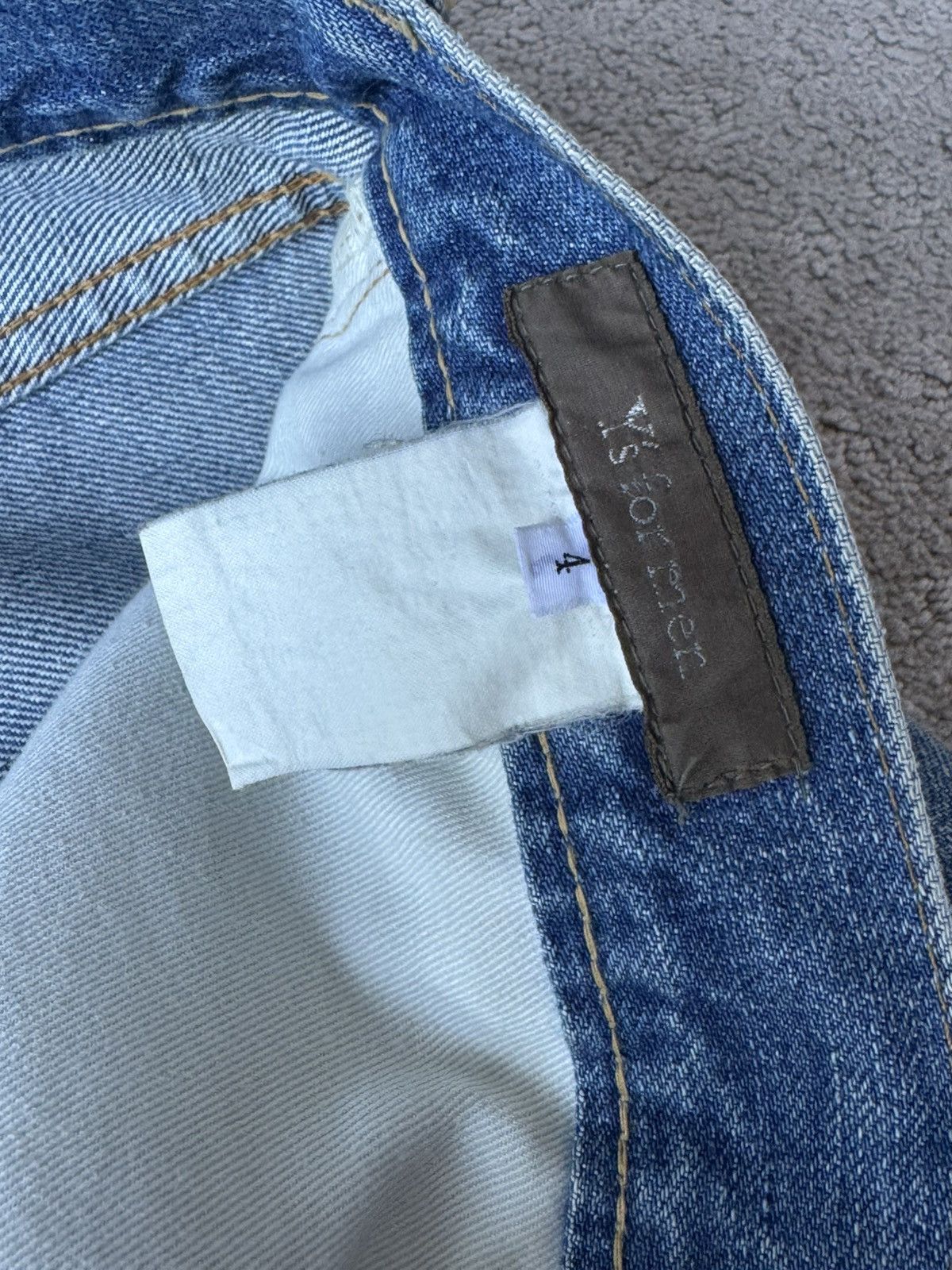 Yohji Yamamoto Yohji Yamamoto Distressed Runway Bandana Blue Denim Jeans Size US 34 / EU 50 - 4 Thumbnail