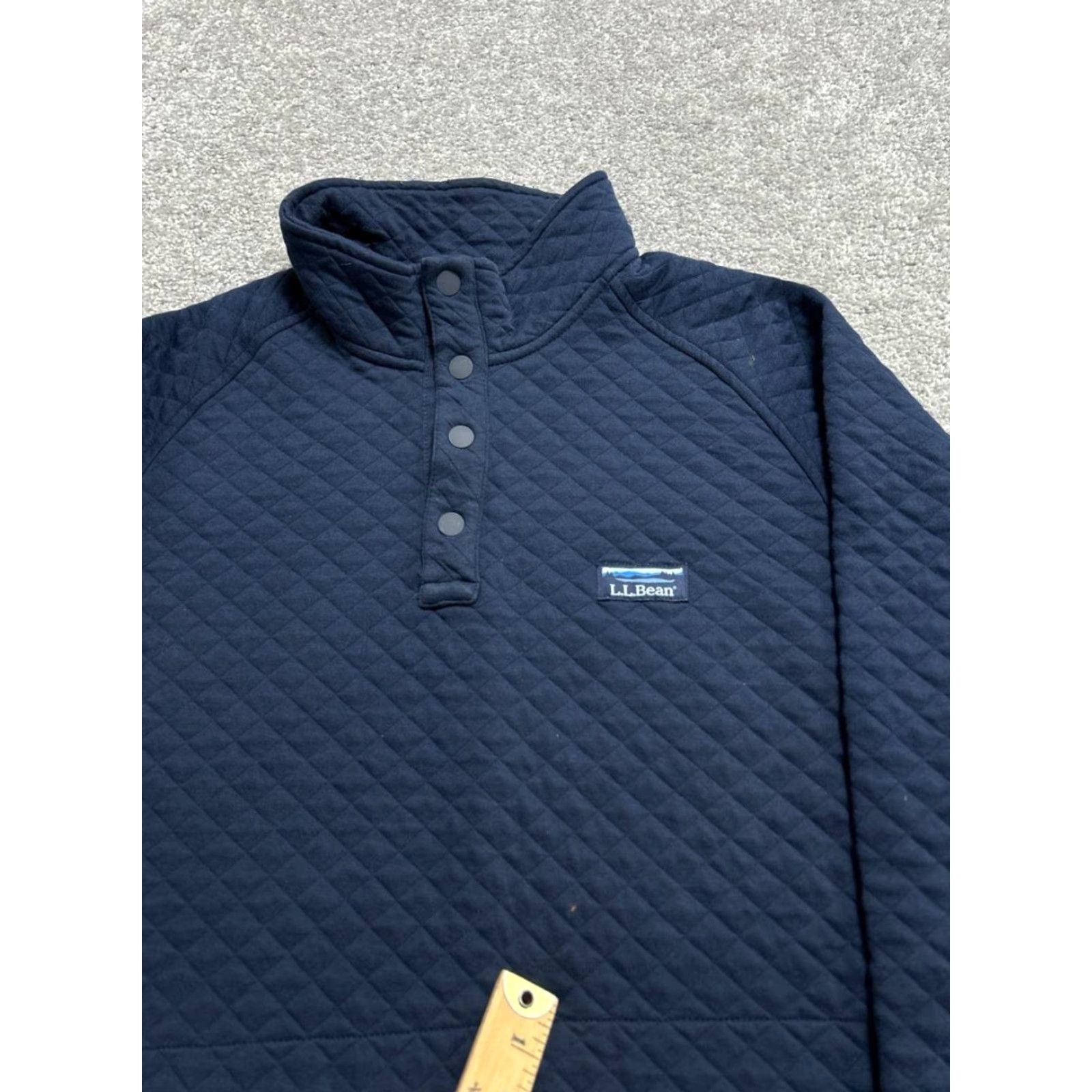 Vintage L.L. Bean Sweatshirt Mens XL Blue Quilted Logo Raglan Sleeve 1/4 Snap Henley Pocket Easy Care 90s Outdoor Classic Modern Mens Size US XL / EU 56 / 4 - 4 Thumbnail