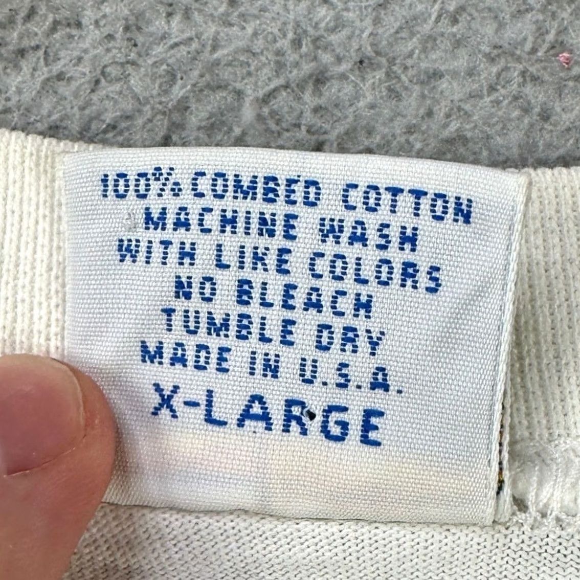 Vintage VINTAGE Crazy Shirts Hawaii T-Shirt Tee Men XL White Crewneck Casual Made IN USA Size US XL / EU 56 / 4 - 5 Thumbnail