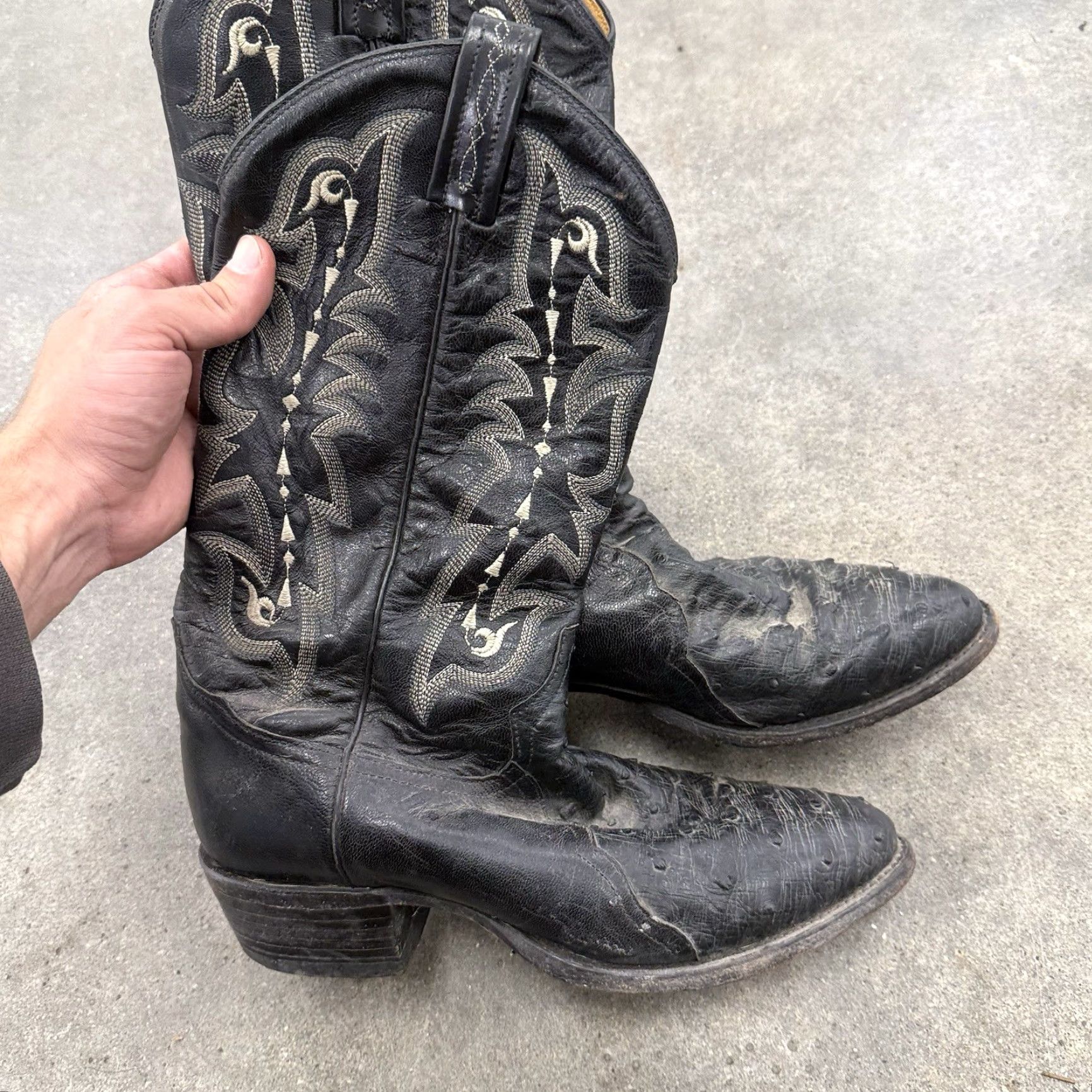 Tony Lama VINTAGE Tony Lama Boots Western Cowboy Distressed Exotic Black Ostrich Leather 8.5 D Mens Size US 9 / EU 42 - 3 Thumbnail