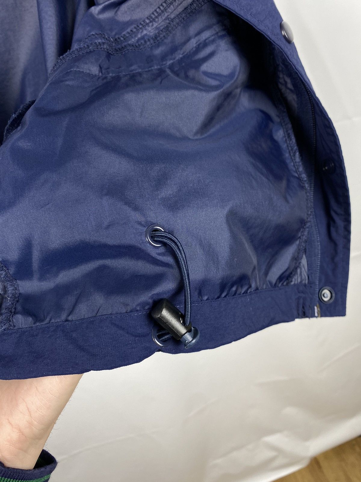 Nike × Vintage Nike Vintage Windbreaker Hooded Jacket size S Size US S / EU 44-46 / 1 - 13 Thumbnail