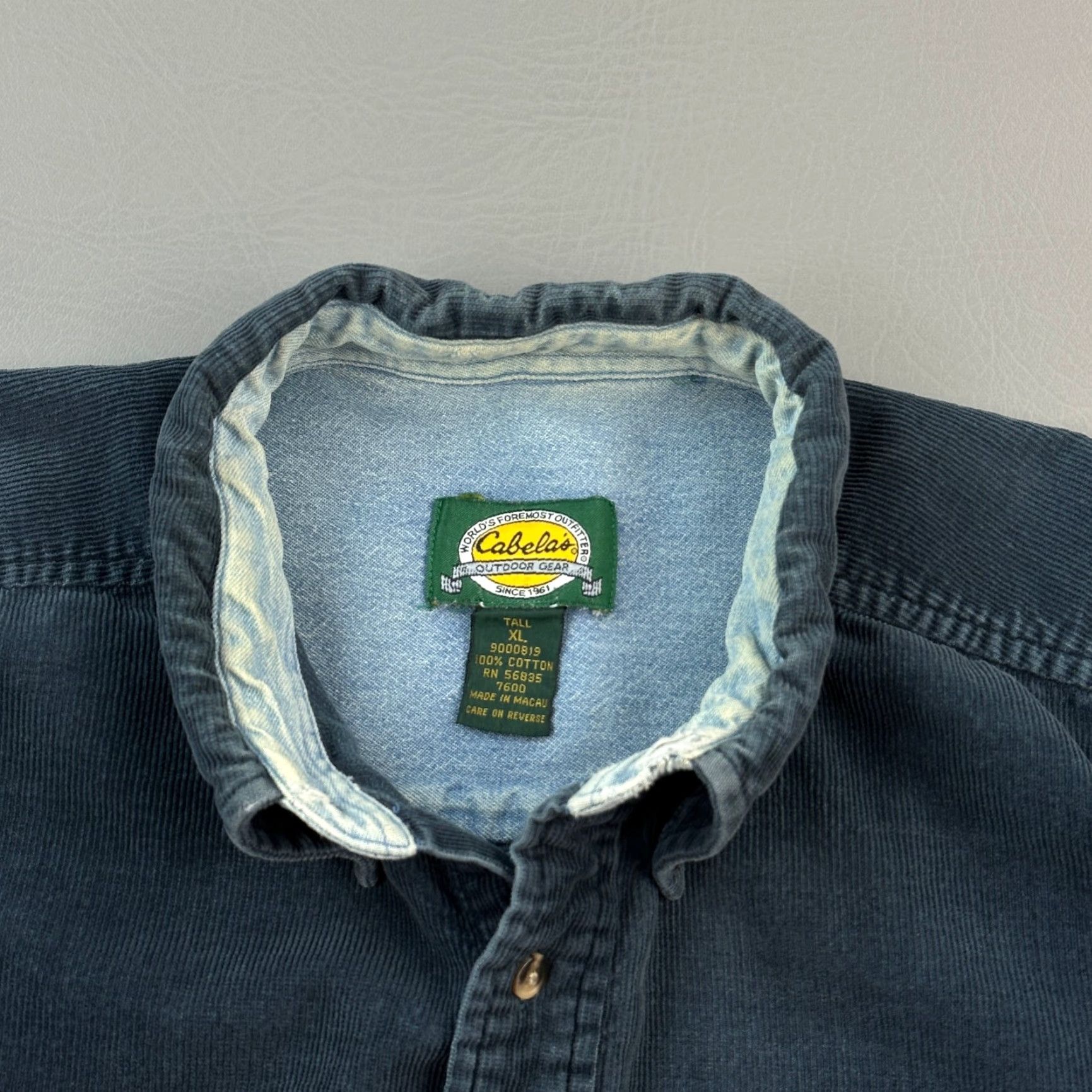 Vintage VINTAGE Cabela's Shirt Mens XL Tall Navy Corduroy Long Sleeve Button Down Size US XL / EU 56 / 4 - 5 Thumbnail