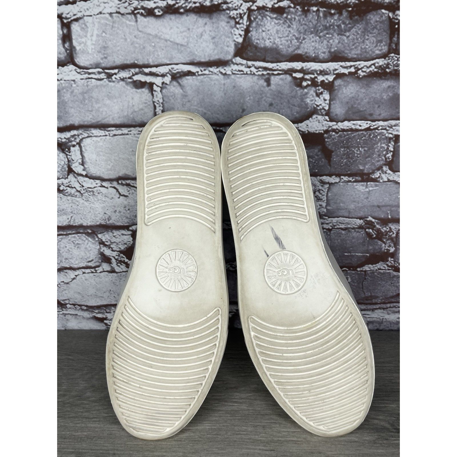 Ugg UGG Chayze White Leather Slip On Sneakers Casual Platform Sh Size US 9 / IT 39 - 20 Thumbnail