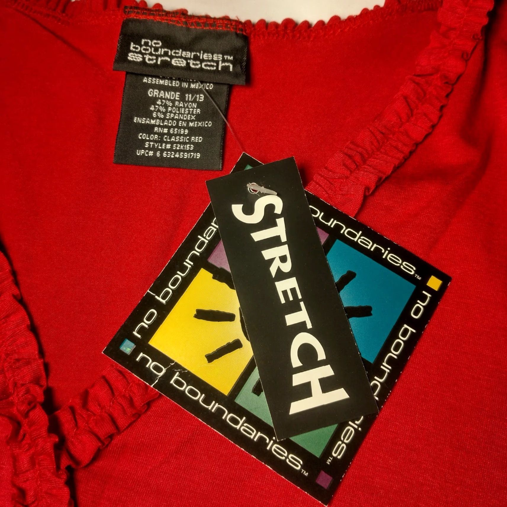 Vintage VINTAGE No Boundaries Shirt Women L Red V-Neck Knit Long Sleeve Ruffle NOS Y2K Vintage Shirts Womens L Red Size L / US 10 / IT 46 - 7 Thumbnail