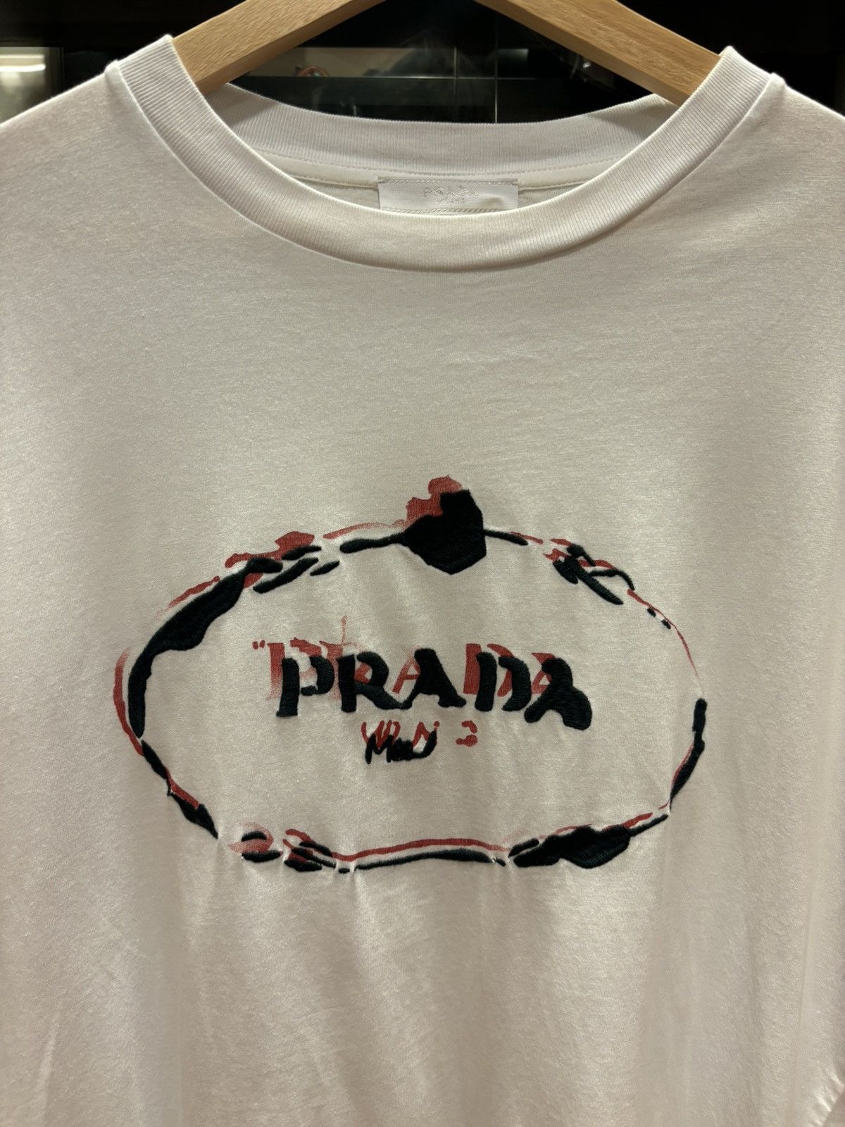 Prada Prada Milano 3D logo shirt white Size US XL / EU 56 / 4 - 2 Thumbnail