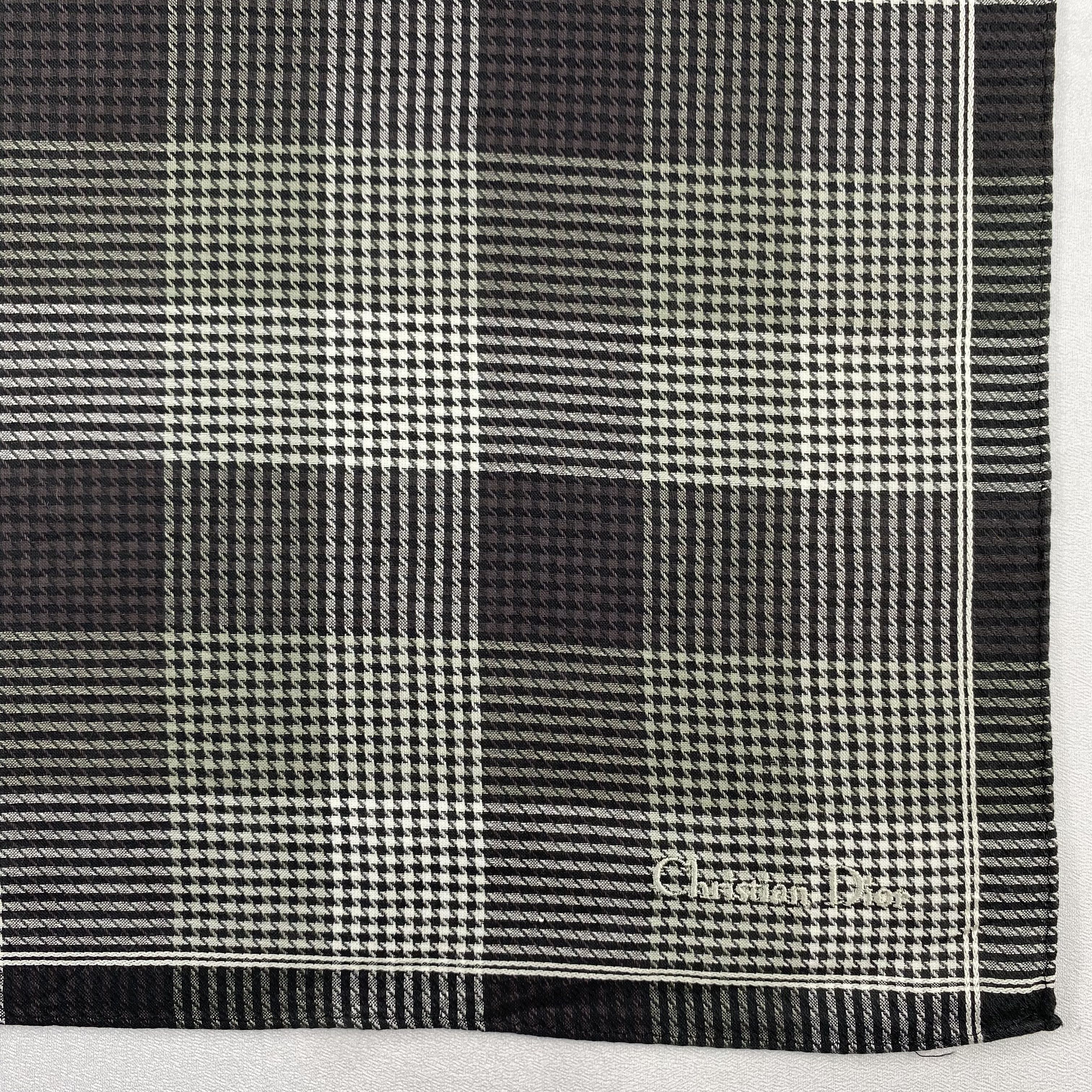 Vintage Christian Dior Handkerchief / Bandana / Neckerchief C900 Size ONE SIZE - 5 Thumbnail