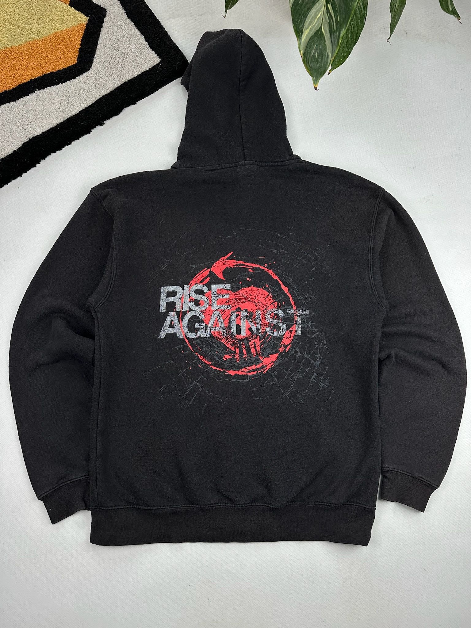 Band Tees Vintage Y2K Rise Against hoodie zip back print Size US S / EU 44-46 / 1 - 1 Thumbnail