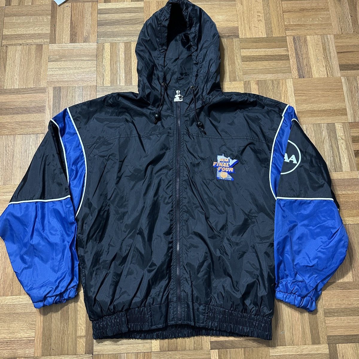 Starter Vintage 1992 NCAA Final Four jacket Size US L / EU 52-54 / 3 - 1 Thumbnail