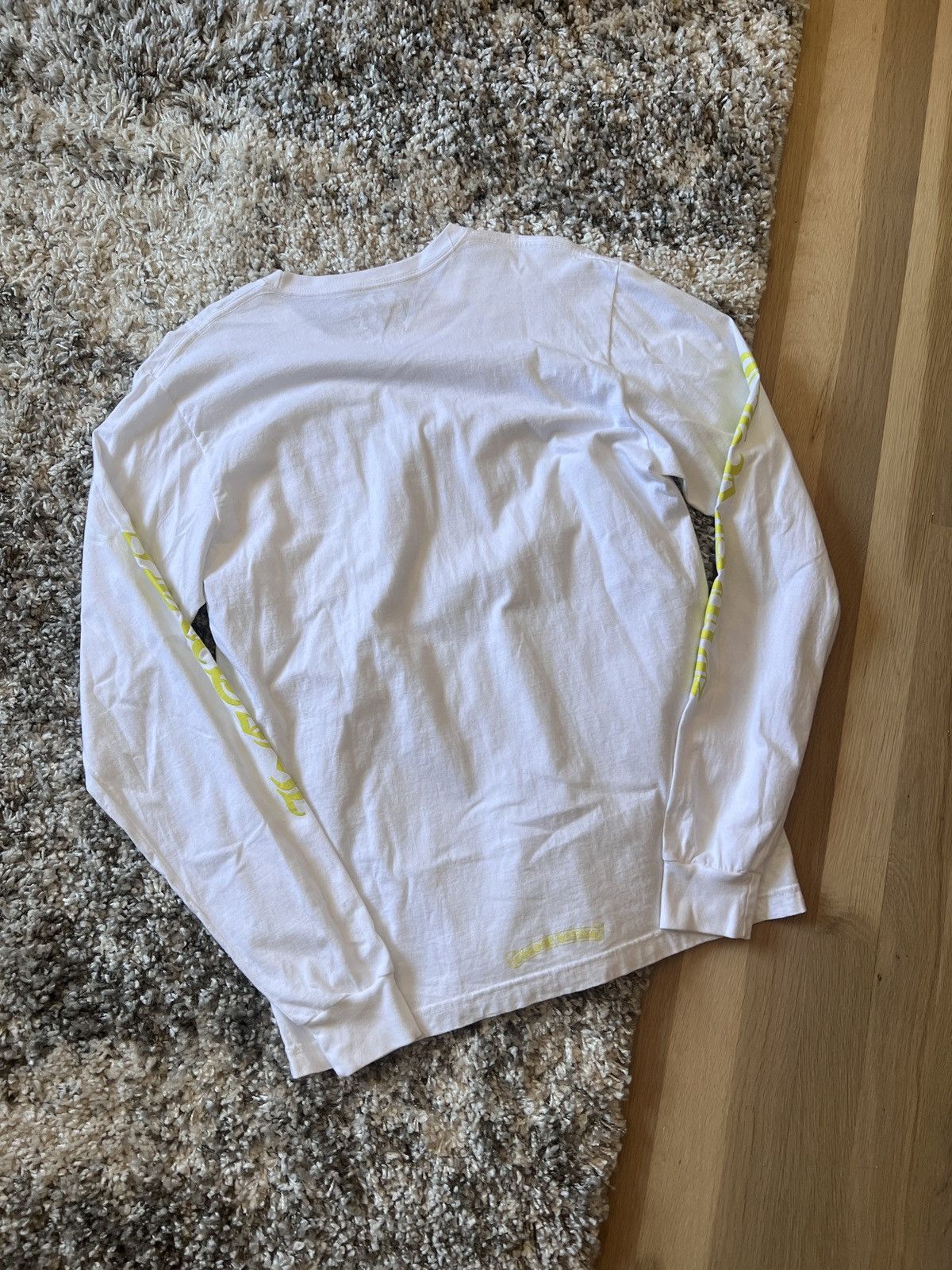 Chrome Hearts Chrome Hearts Neck Logo Longsleeve White Neon Size Large Size US L / EU 52-54 / 3 - 3 Thumbnail
