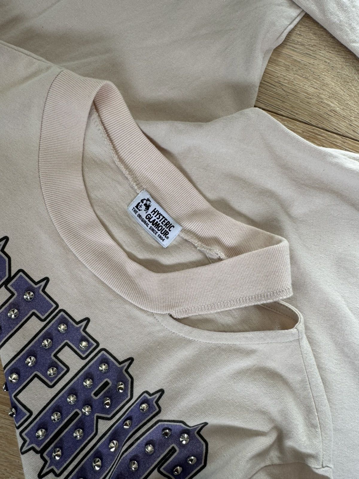 Hysteric Glamour Hysteric Glamour Studded Graphic Tee Size US M / EU 48-50 / 2 - 5 Thumbnail