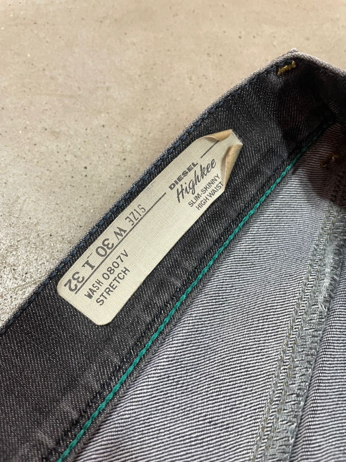 Diesel Rare Vintage Diesel Waxed Shiny Jeans Size US 30 / EU 46 - 7 Thumbnail