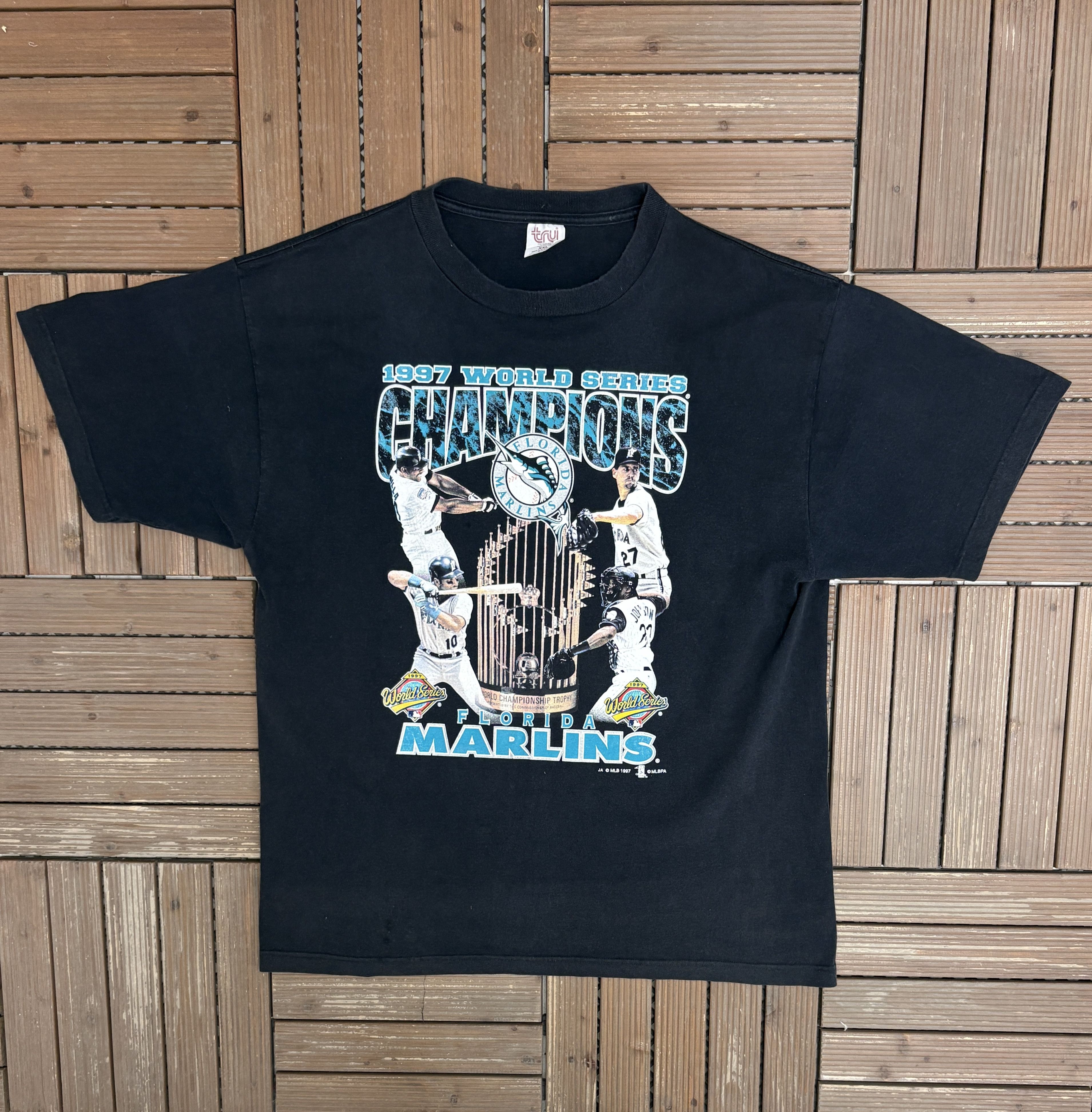 Vintage Florida Marlins 1997 World Series Champions Vintage Tee Size US XXL / EU 58 / 5 - 1 Thumbnail