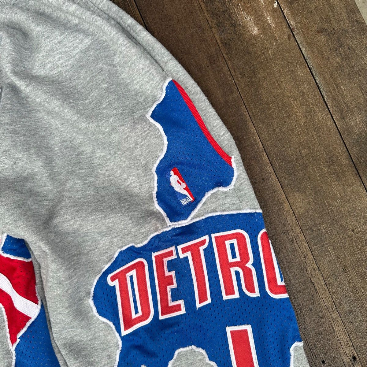 Other 2000s Detroit Pistons Billups Rework Sweatpants Size US 34 / EU 50 - 8 Thumbnail