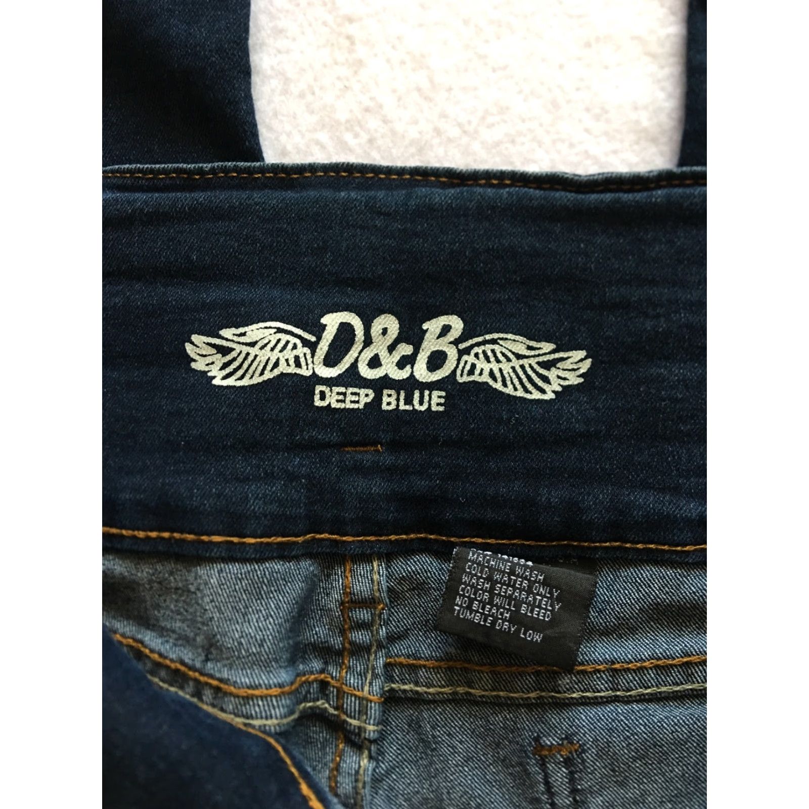 Vintage D&B DEEP BLUE Jeans Women’s Size 11 ZIPPER FLY BLUE Stretch Four Buttons Skinny Inseam 31 Women Jeans Size 32" / US 10 / IT 46 - 5 Thumbnail