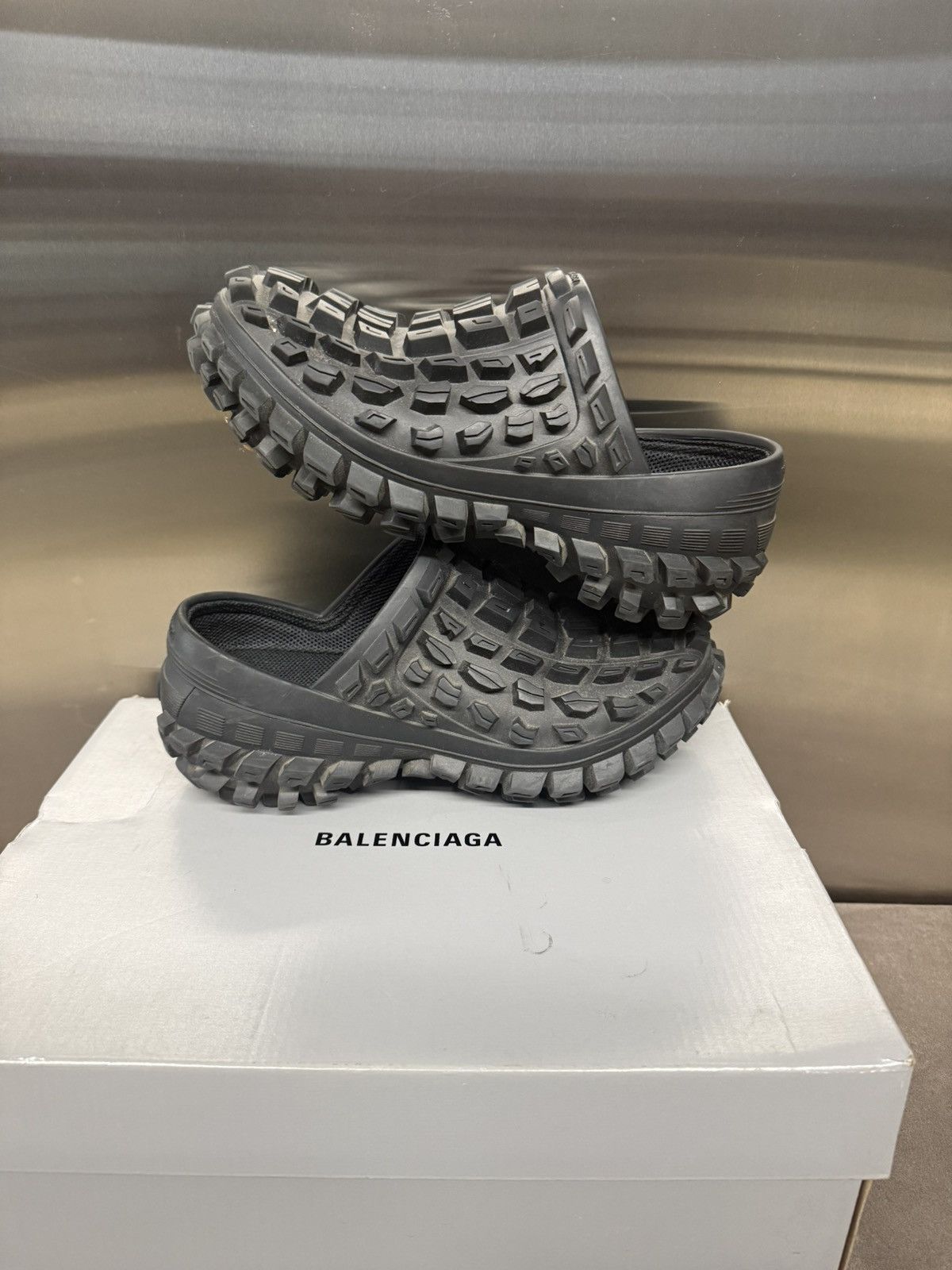 Balenciaga Balenciaga Size US 10 / EU 43 - 1 Thumbnail