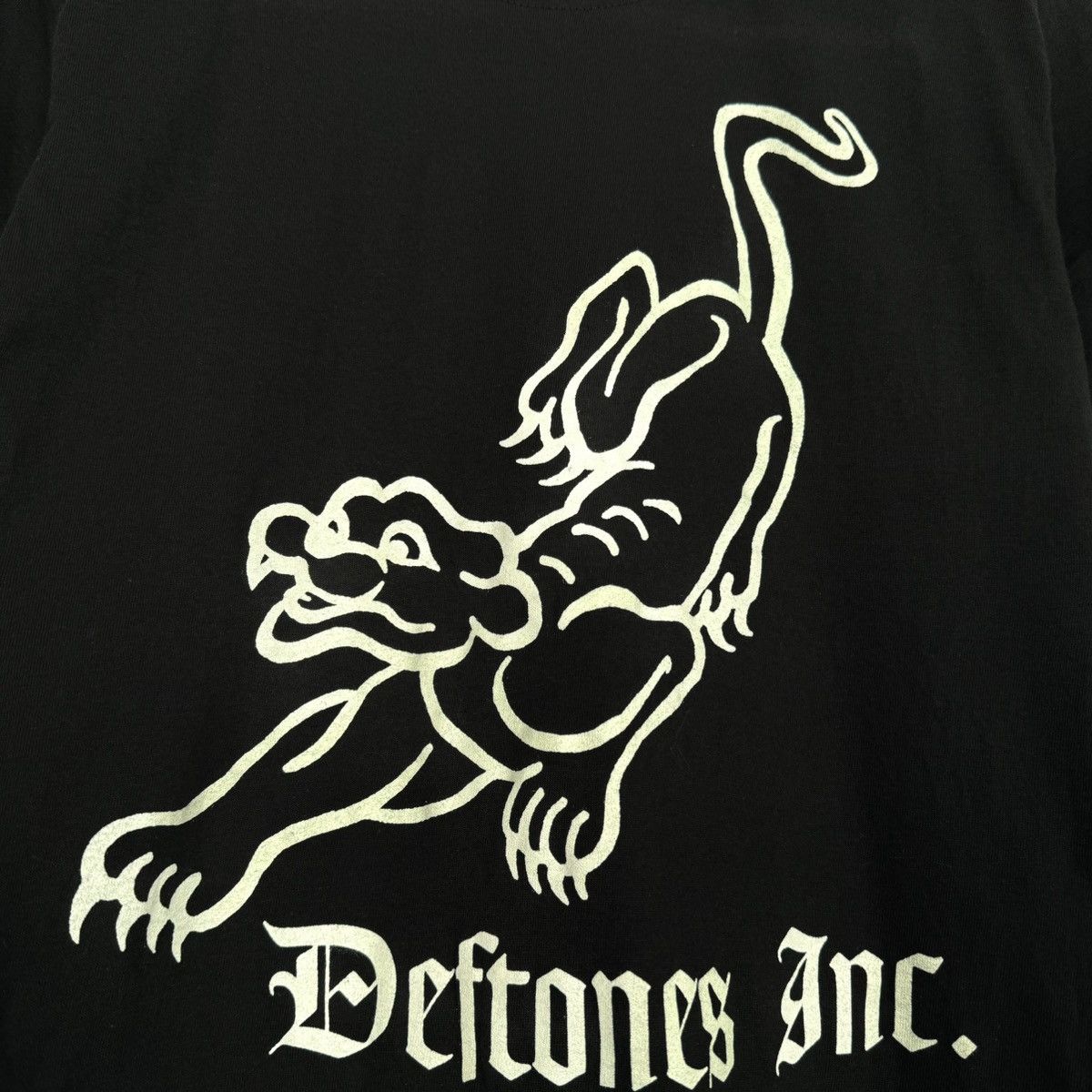Band Tees Vintage 2000 Deftones ‘Deftones Inc.’ Rare Euro T Shirt Size US S / EU 44-46 / 1 - 4 Thumbnail
