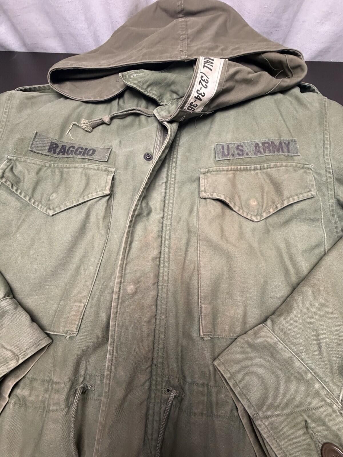 The Unbranded Brand VTG 1950 US Army M-1951 Field Coat w/ Hood & Liner Medium Size US M / EU 48-50 / 2 - 12 Thumbnail