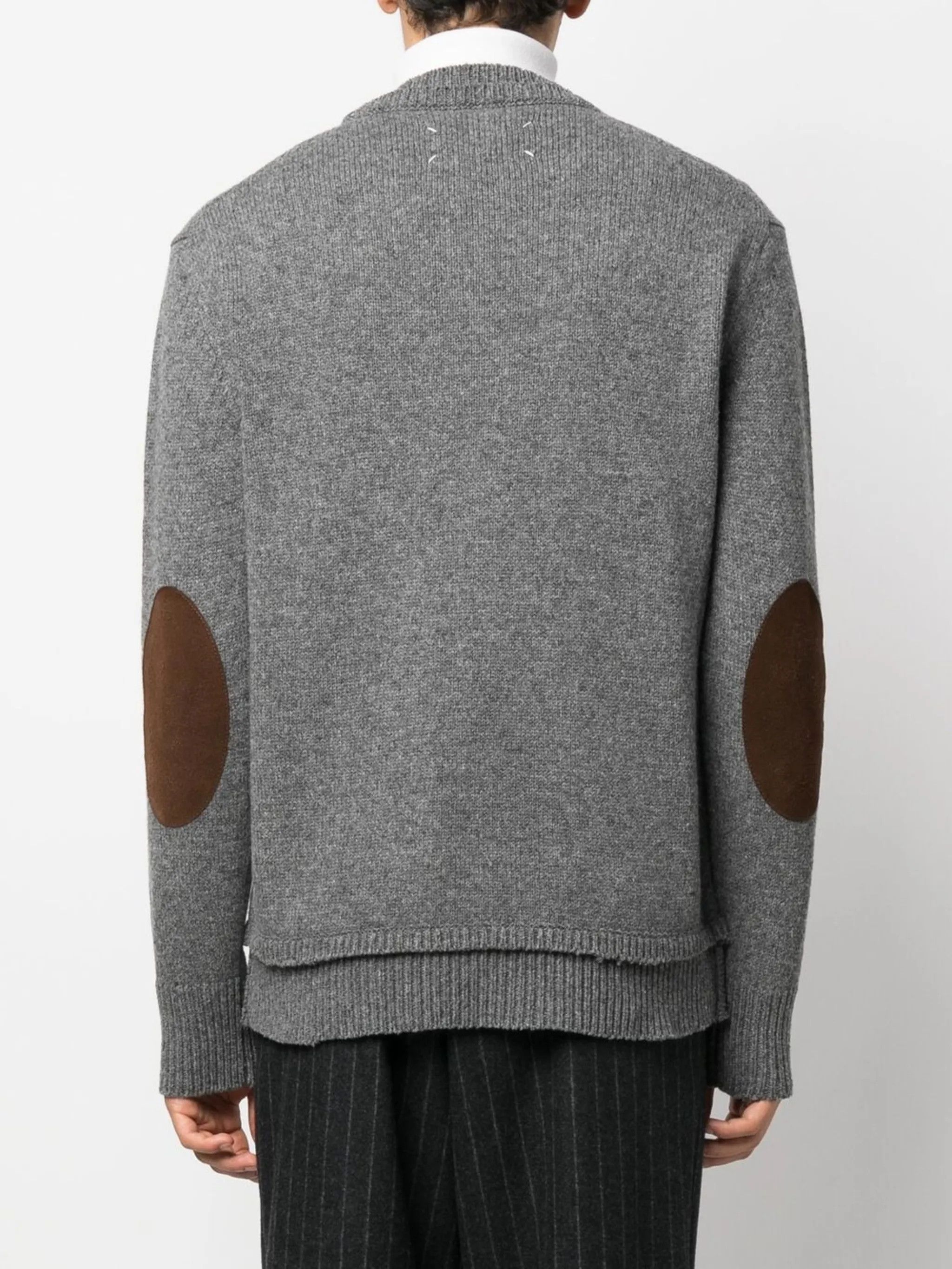 Maison Margiela o1w1db10126 Elbow Patch Knitted Sweater in Grey Size US S / EU 44-46 / 1 - 4 Thumbnail
