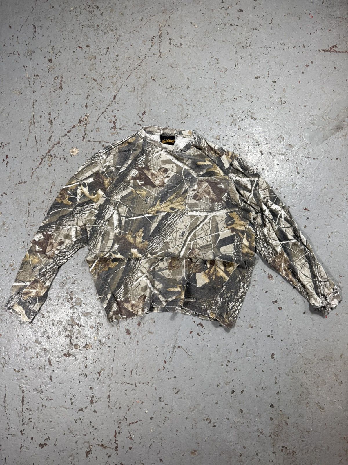 Vintage Vintage Distressed Real tree Long Sleeve Tee Size US M / EU 48-50 / 2 - 1 Thumbnail