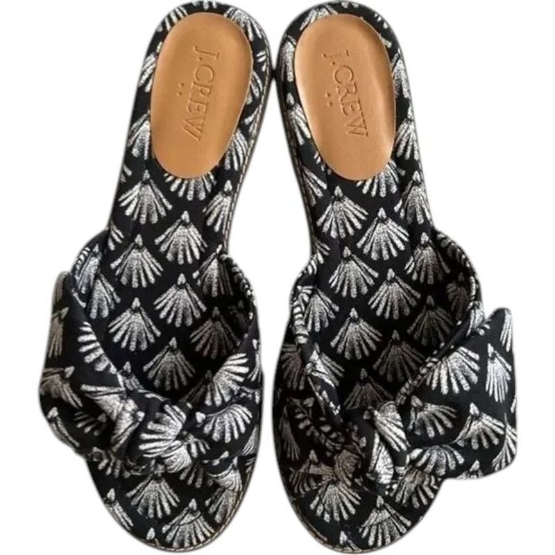 J.Crew J.Crew BlueToothpick Jeans, US25 + J.Crew Sandals US7.5 Size 25" / US 0 / IT 36 - 8 Thumbnail