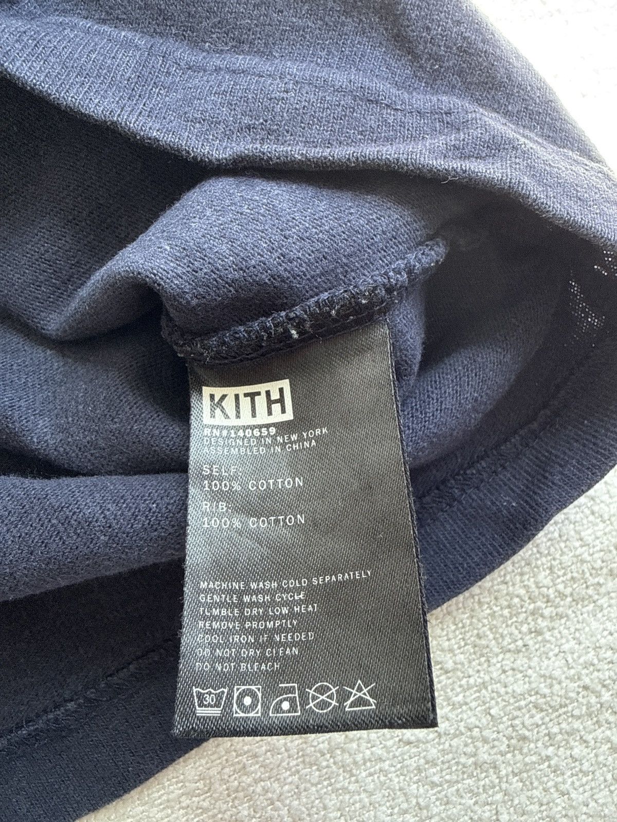 Kith KITH Navy Strikethrough Box Logo T Shirt Size US L / EU 52-54 / 3 - 4 Thumbnail