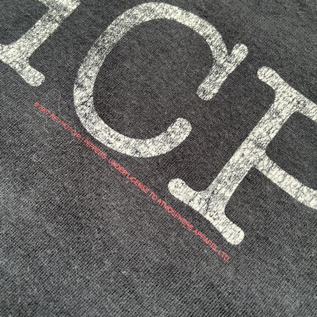Band Tees VINTAGE 2007 RED HOT CHILI PEPPERS ICONIC LOGO TSHIRT Size US S / EU 44-46 / 1 - 9 Thumbnail