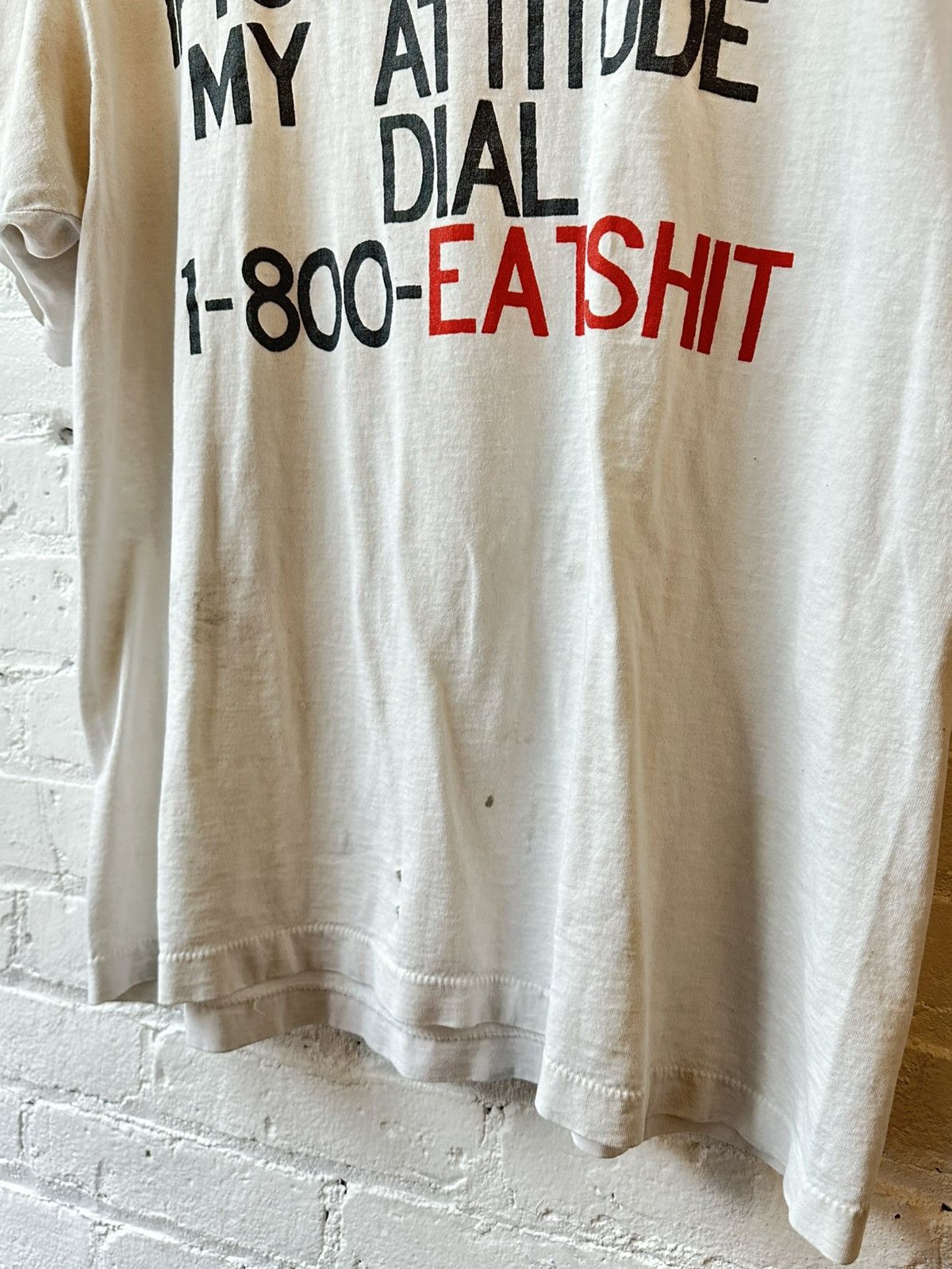Vintage VINTAGE THASHED EAT SHIT SINGLE STITCH T Size US L / EU 52-54 / 3 - 3 Thumbnail