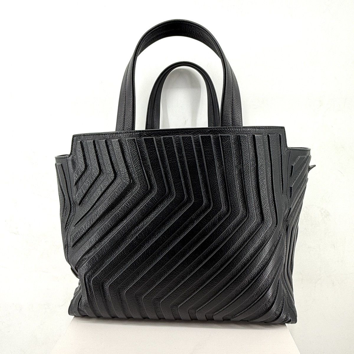 Balenciaga Balenciaga Tire Bag Size ONE SIZE - 5 Thumbnail