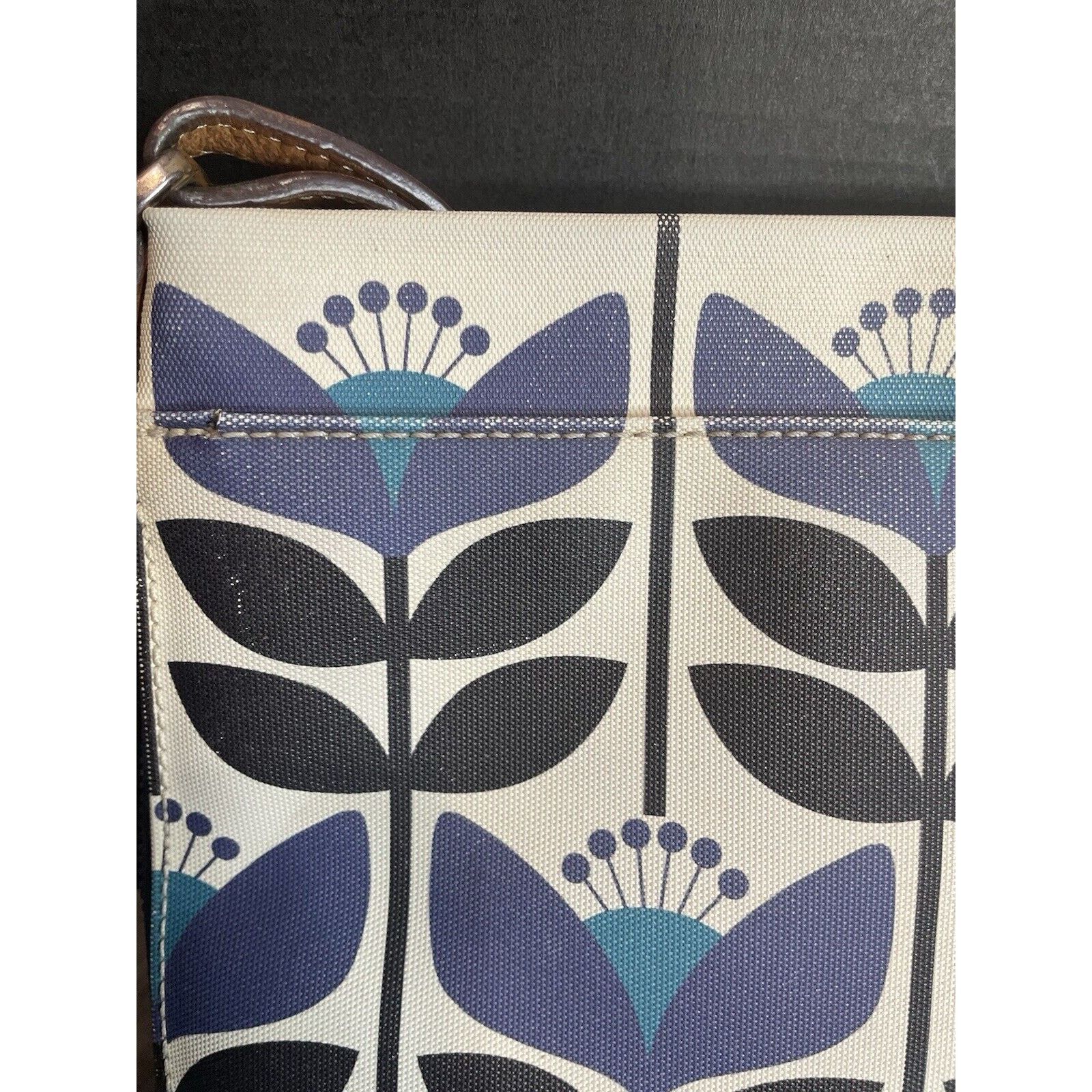 Brighton BRIGHTON Ella Floral Print Canvas Expandable Crossbody Bag Size ONE SIZE - 7 Thumbnail