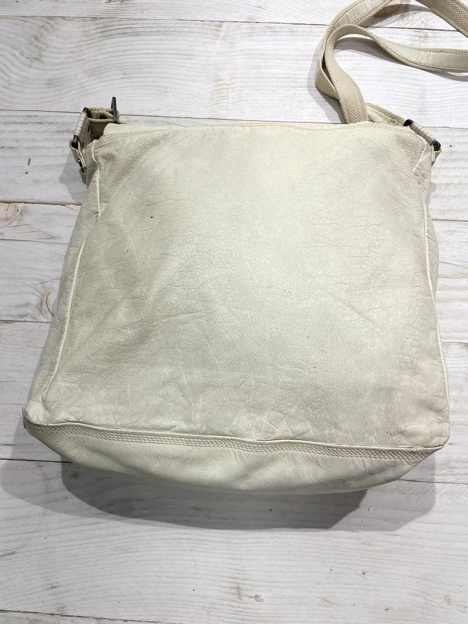 Diesel Vintage Diesel Leather Shoulders Messenger Bag Distrissed Size ONE SIZE - 9 Thumbnail