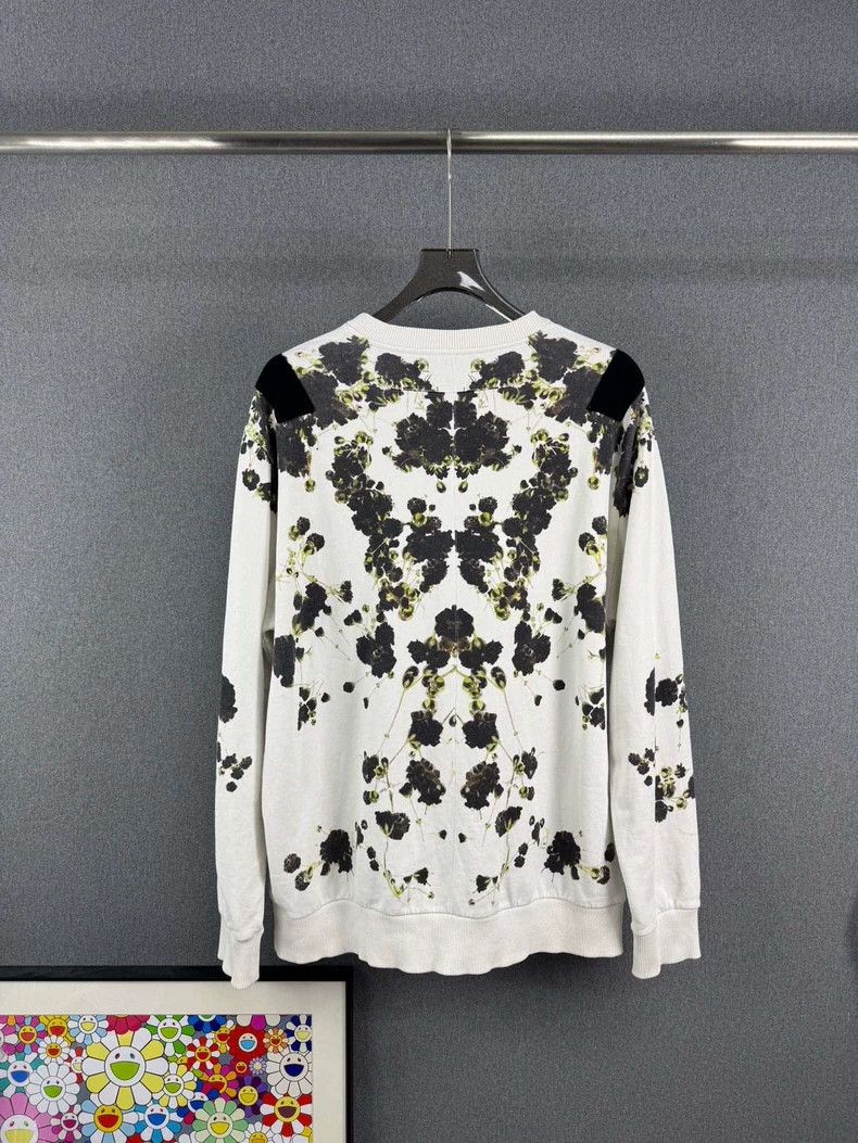 Givenchy Givenchy White Floral Long Sleeve Sweatshirt Size US S / EU 44-46 / 1 - 2 Thumbnail