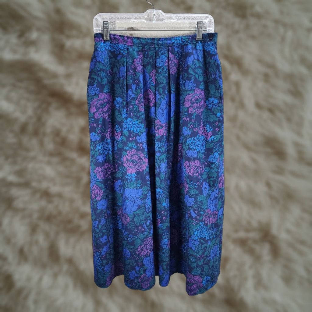 Vintage Vtg Country Sophisticates Skirt Womens Midi Floral Blue Pockets Sz 12 Wool Rayon Button Vintage Yes Confidently Styled Size 34" / US 12 / IT 48 - 1 Thumbnail