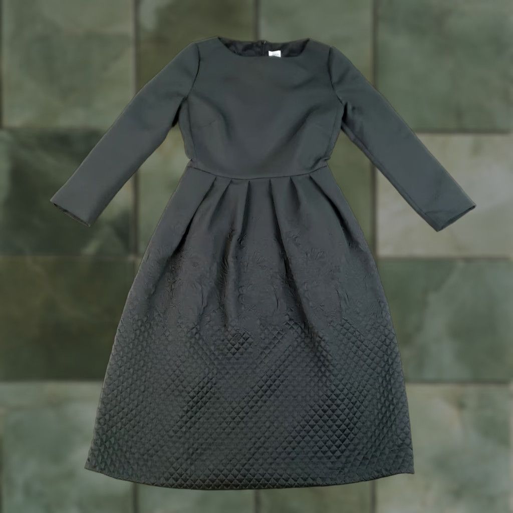 Vintage VINTAGE Sara Roka Dress Womens 38 (US 2) Black Quilted Long Sleeve Pleated Embellished Size XS / US 0-2 / IT 36-38 - 1 Thumbnail