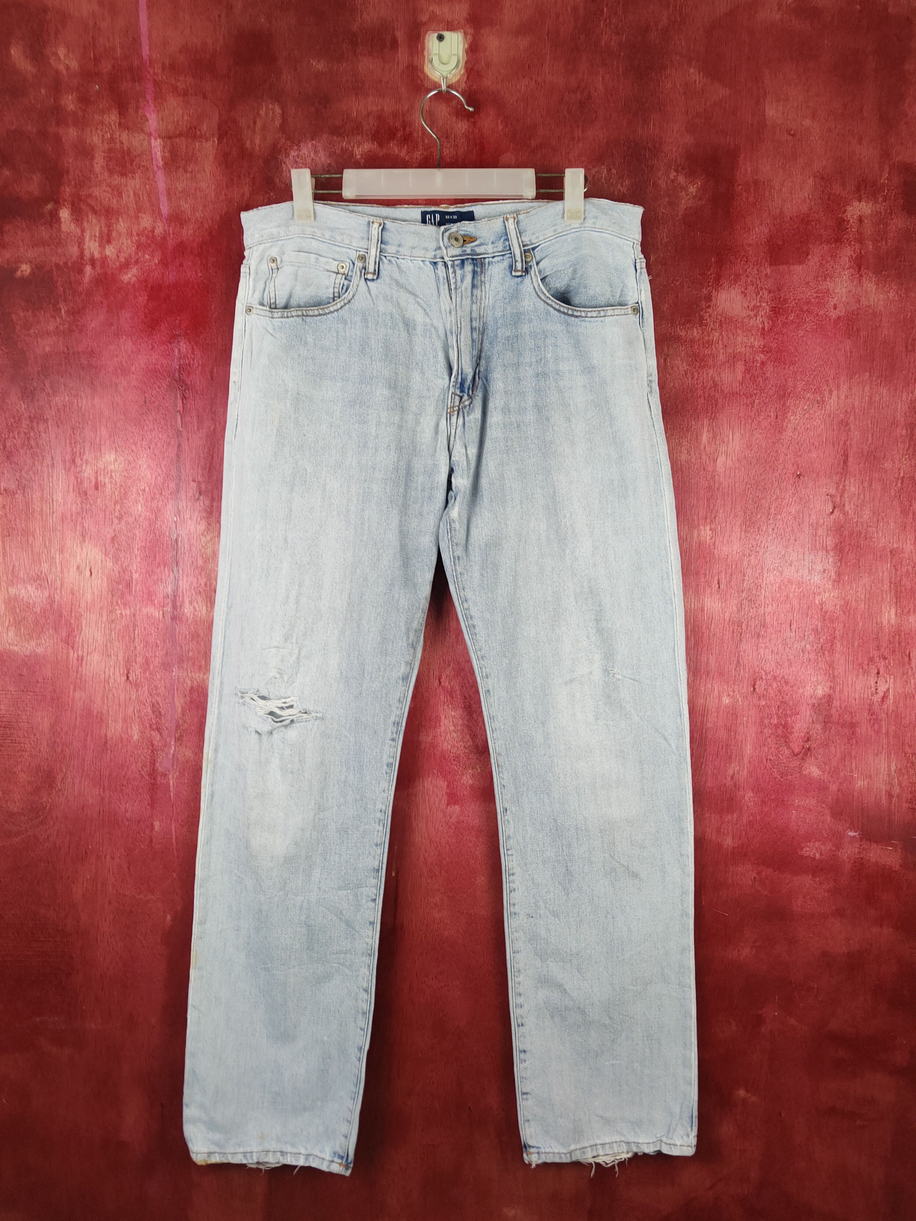 Gap GAP Blue Faded Distressed Ripped Jeans #1665 Size US 32 / EU 48 - 1 Thumbnail