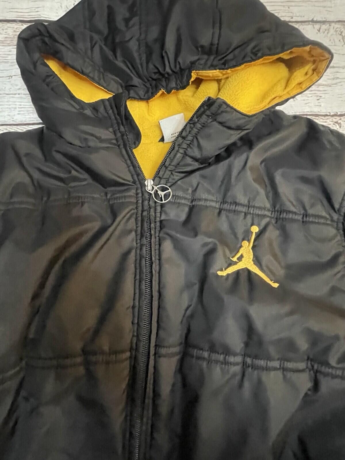 Nike Y2K Jordan Puffer Yellow Black Vintage Size XL Youth Size US XL / EU 56 / 4 - 3 Thumbnail