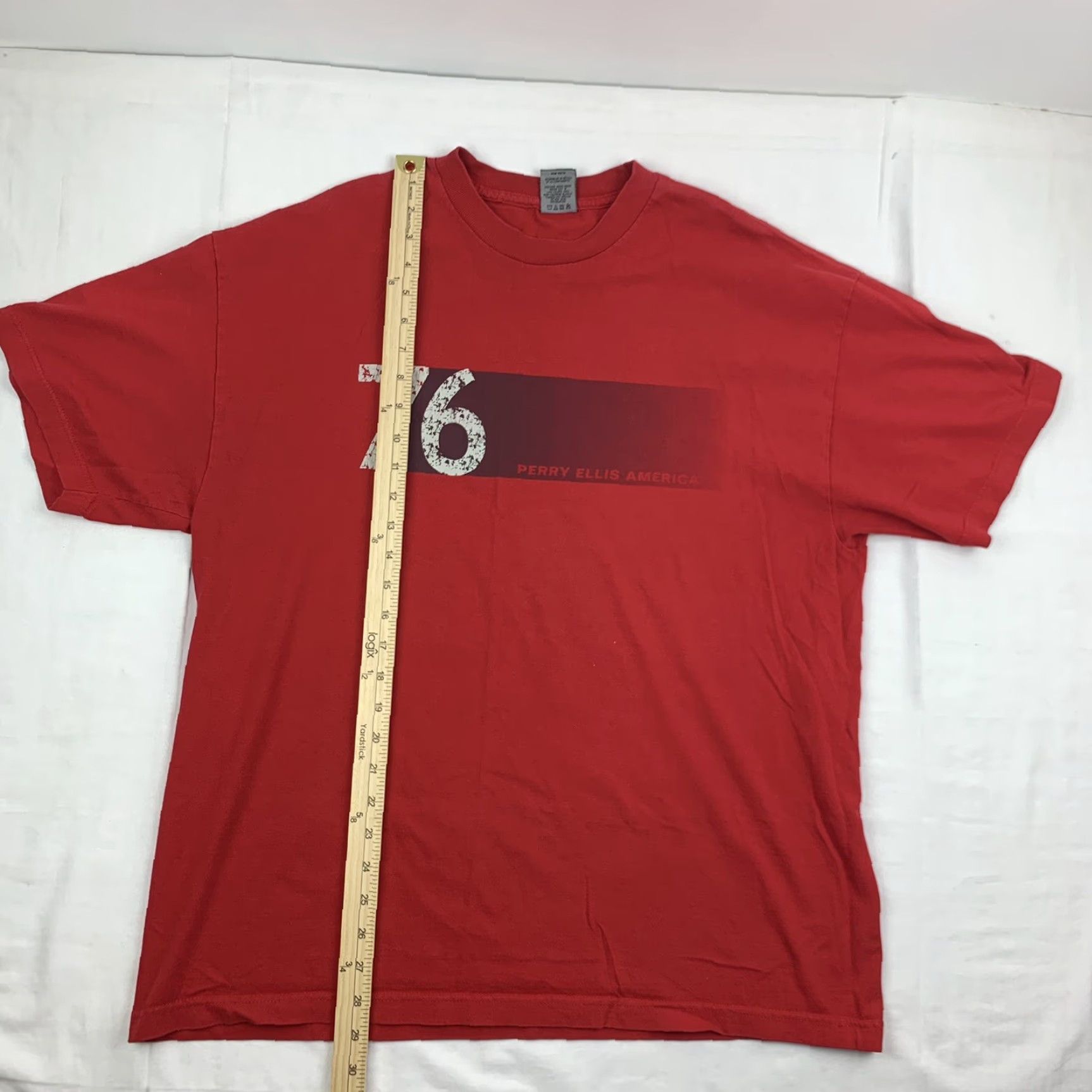 Perry Ellis VINTAGE Perry Ellis T Shirt Adult Large Red Sports America Y2K USA Mens Size US L / EU 52-54 / 3 - 5 Thumbnail