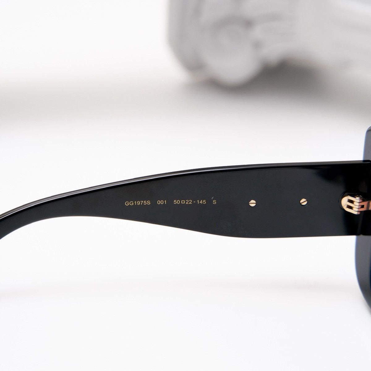 Gucci GUCCI GG1975S 001 SUNGLASSES Size ONE SIZE - 5 Thumbnail