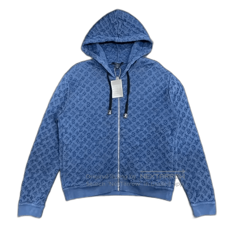 Louis Vuitton Louis Vuitton Logo Hoodie in Light Blue. Size US S / EU 44-46 / 1 - 1 Thumbnail