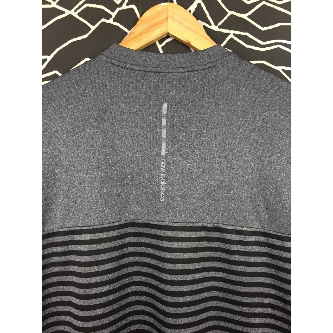 New Balance New Balance Dry-Fit Striped Longsleeve Performance Tee Size US L / EU 52-54 / 3 - 6 Thumbnail