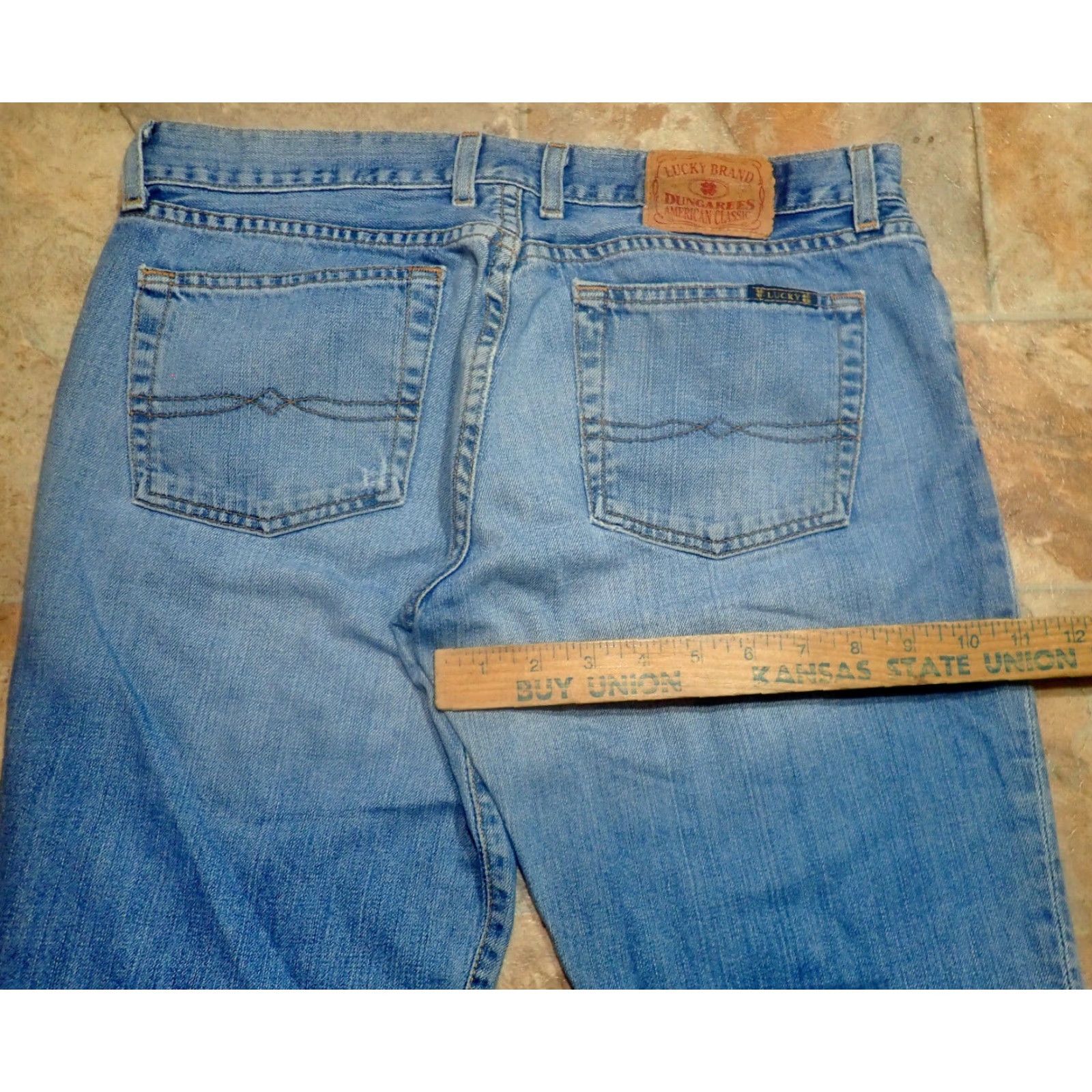 Lucky Brand Vintage Lucky Gene Montesano Distressed Mom Jean 10/30 Blue 90s Flared Leg Womens 34x30 Denim Jeans Size 32" / US 10 / IT 46 - 7 Thumbnail
