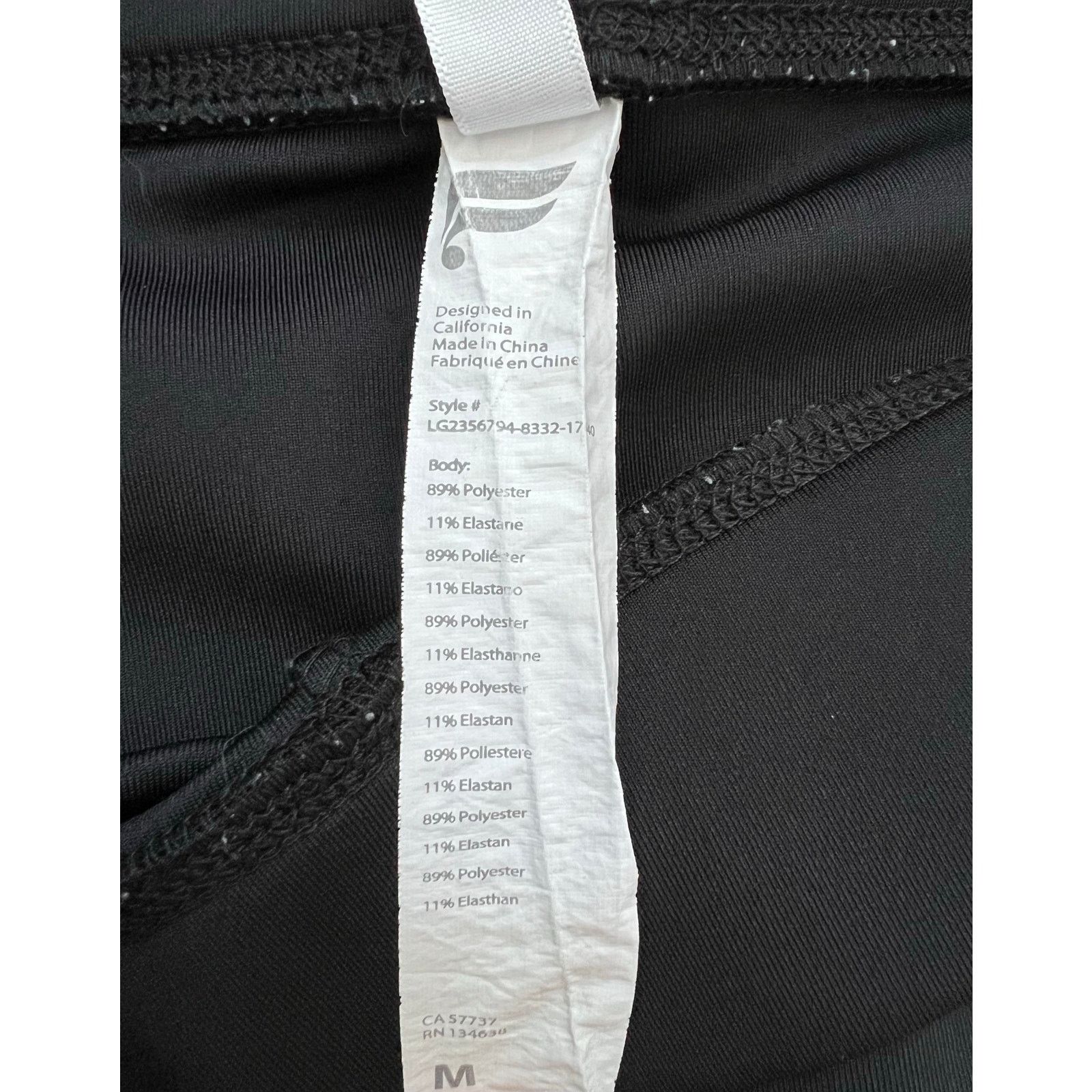 Fabletics Fabletics Scuba Seamed HighWaisted Colorblock Legging Medium Size 26" / US 2 / IT 38 - 7 Thumbnail