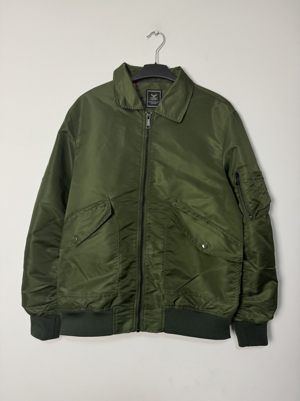 Vintage Vintage Unsocial MA-1 Bomber Olive Green Avant Garde Style Size US M / EU 48-50 / 2 - 1 Thumbnail