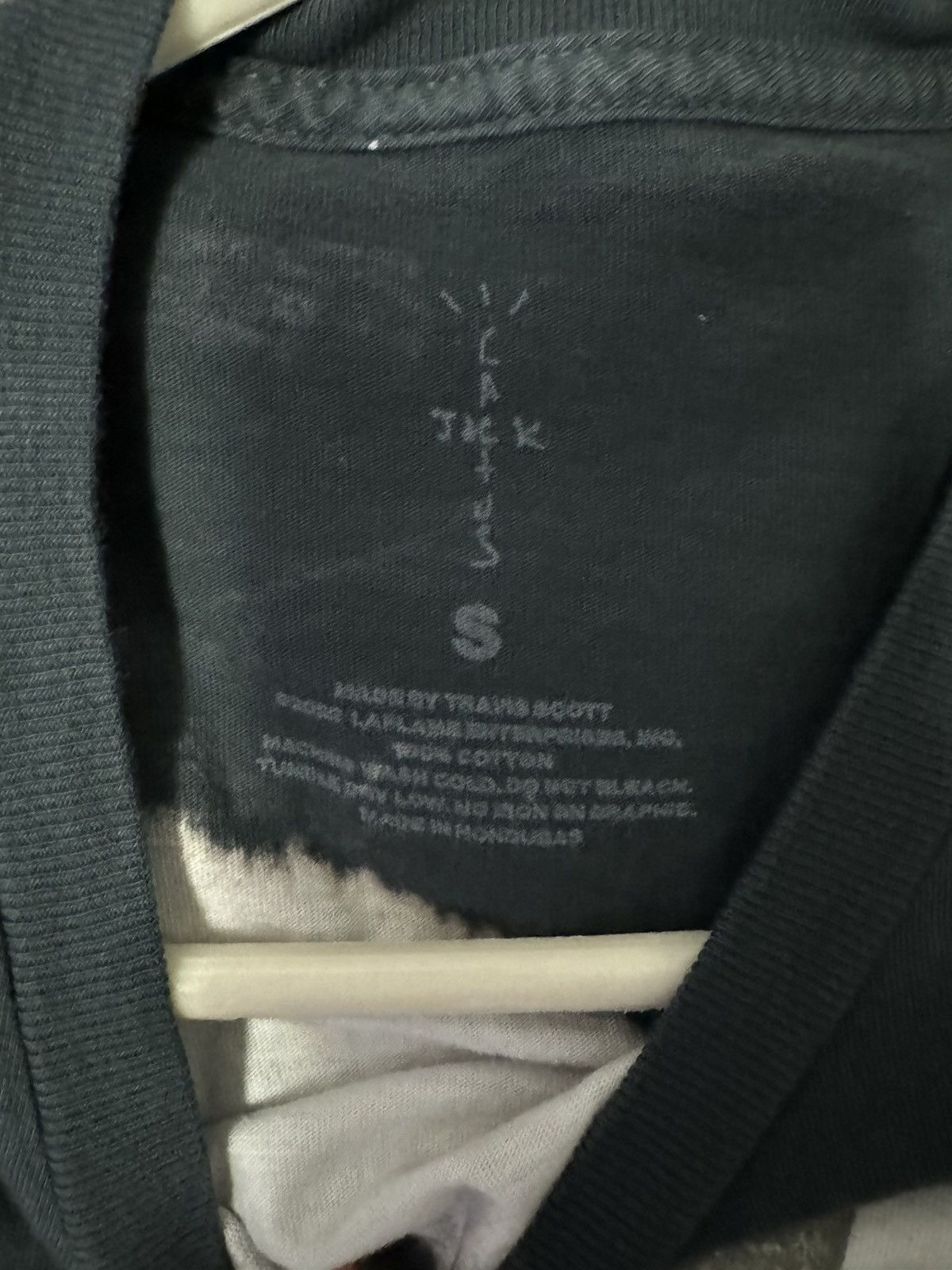 Kaws × Travis Scott Travis Scott x kaws long sleeve shirt Size US S / EU 44-46 / 1 - 4 Thumbnail