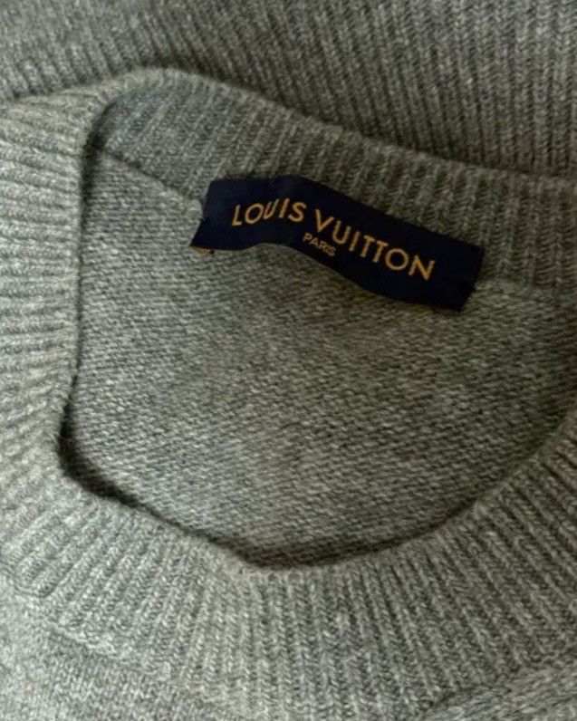 Louis Vuitton Louis Vuitton Tiger Embroidered Sweater Size US M / EU 48-50 / 2 - 3 Thumbnail