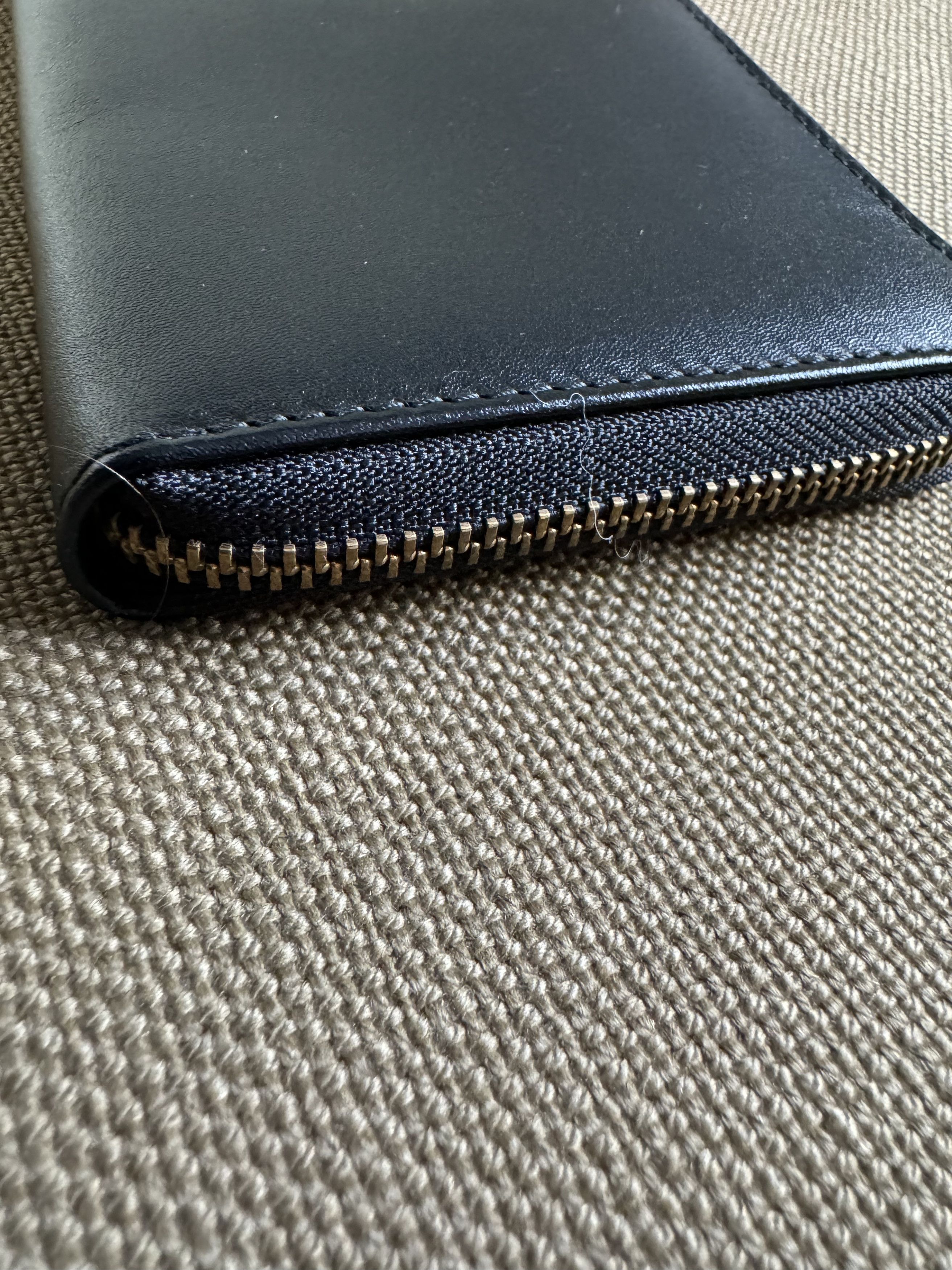Comme des Garcons Comme Des Garcons Wallet Zip-Aournd-BLACK-NEW!!! Size ONE SIZE - 13 Thumbnail