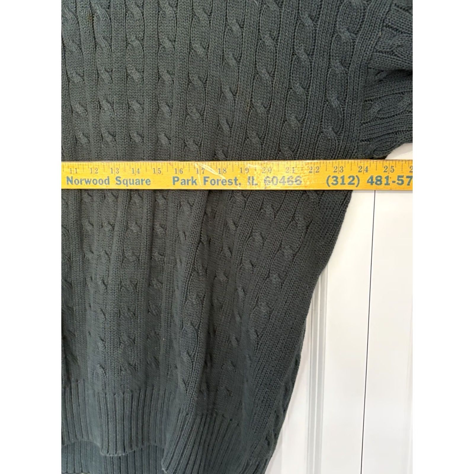 Vintage VINTAGE Field Gear Cable Knit Heavy Sweater Crew Neck Green 2XL Mens Pullover Knit 90s Nautical Pattern Solid Long Sleeve Cotton Casual Seasonal Size US XXL / EU 58 / 5 - 3 Thumbnail