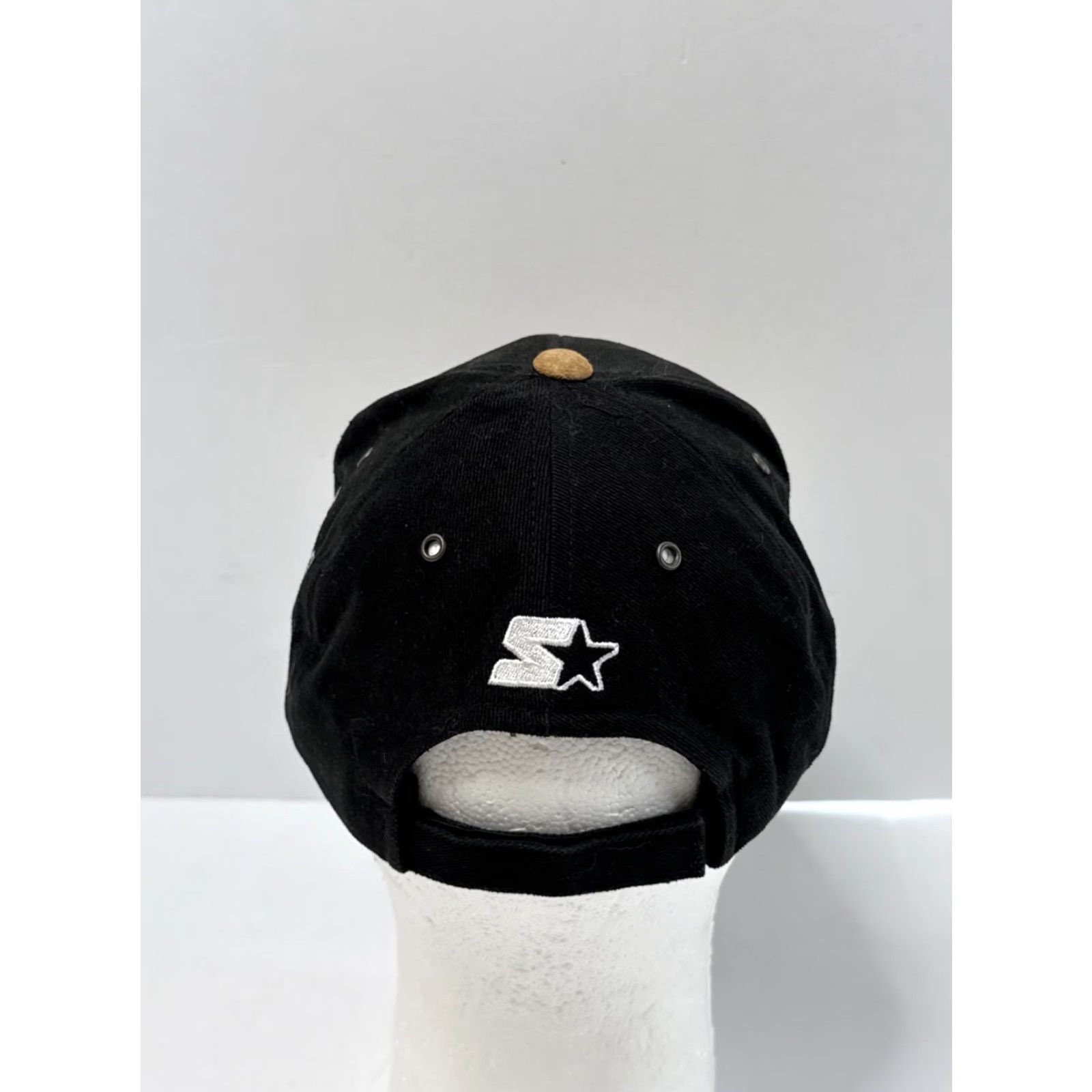 Starter VINTAGE 90s Detroit Red Wings Hat Cap Strap Back Adjustable Black Starter Men Baseball Cap 90s Seasons Size ONE SIZE - 3 Thumbnail