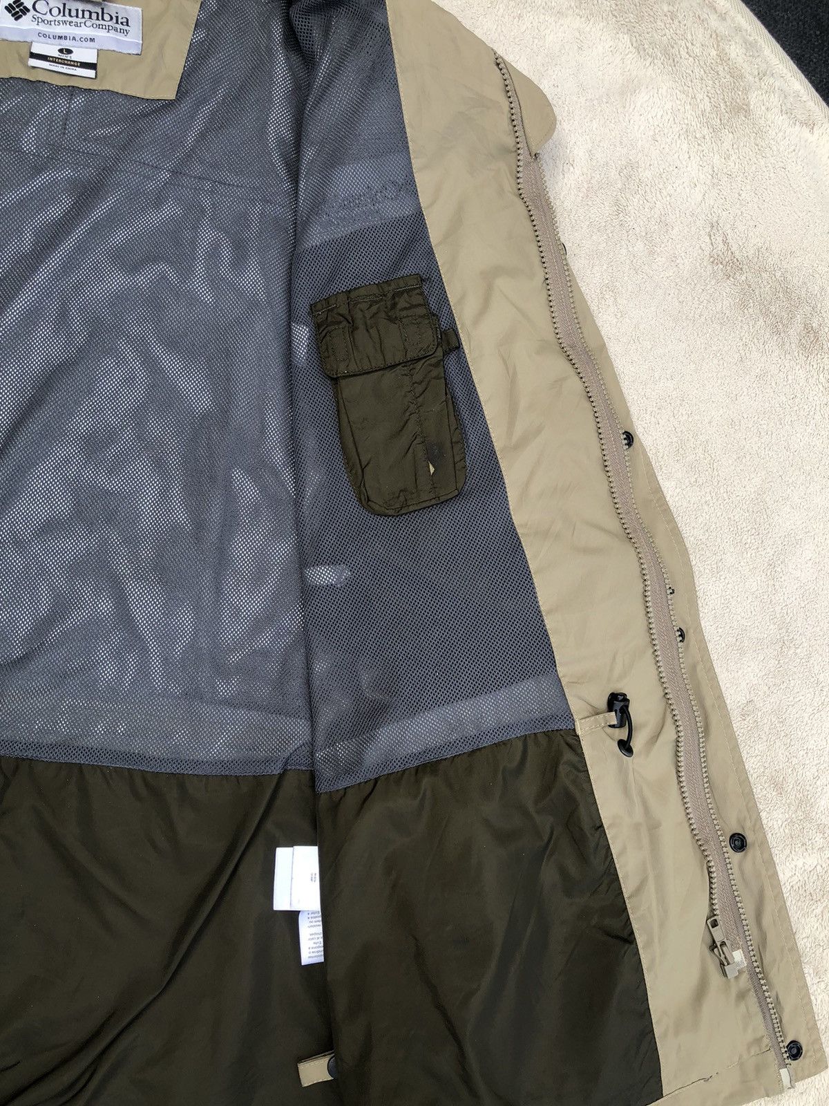 Columbia × Vintage Vintage Columbia Titanium Outdoor Jacket Size US L / EU 52-54 / 3 - 13 Thumbnail
